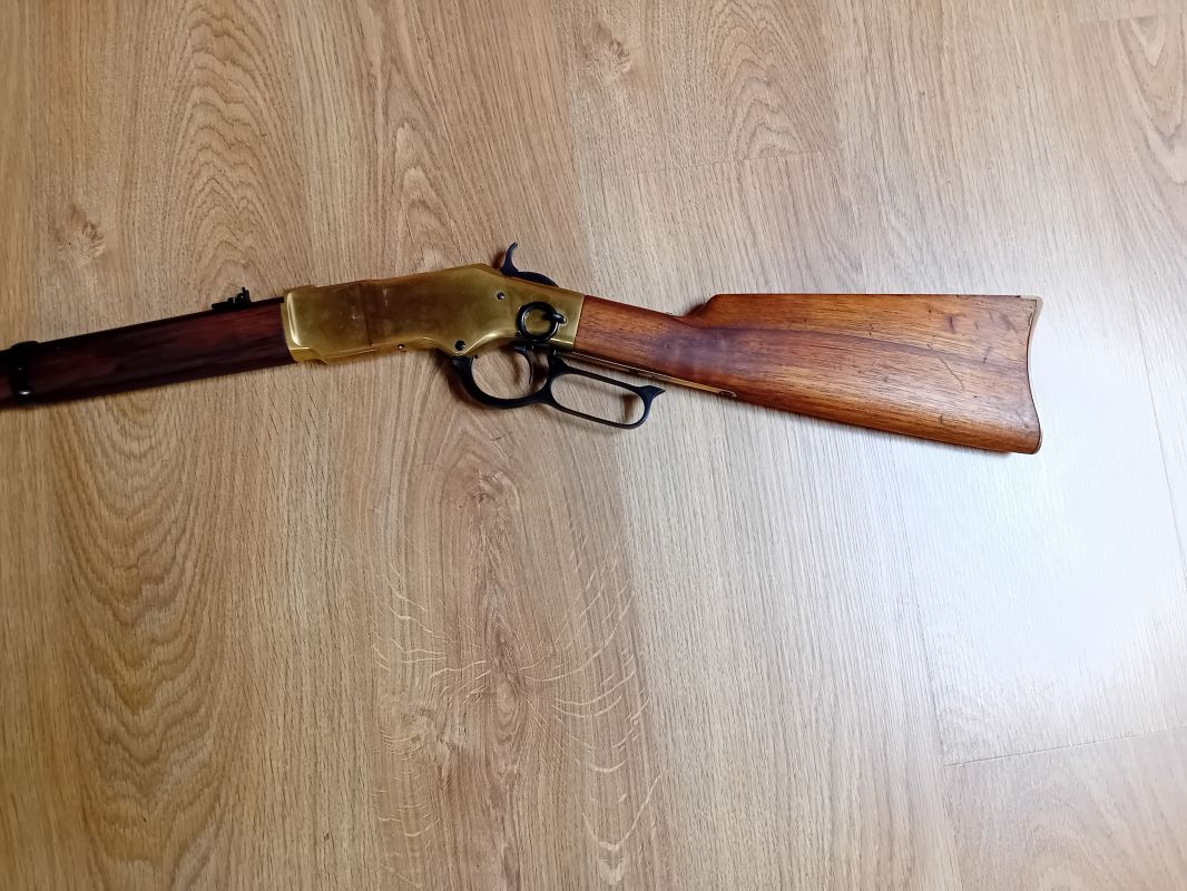 UBERTI 1866 YELLOW BOY 22LR3
