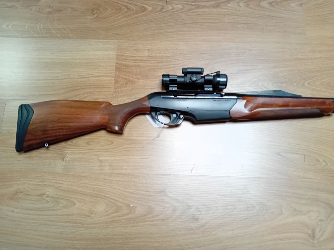 BENELLI RGO CALIBRE 9.3X622