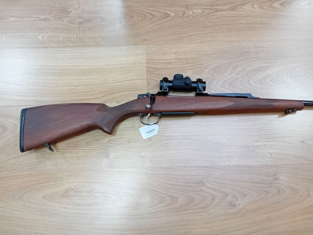 CZ 550 CALIBRE 7X64 AVEC POINT ROUGE TASCO + COLLIERS AMOVIBLES2