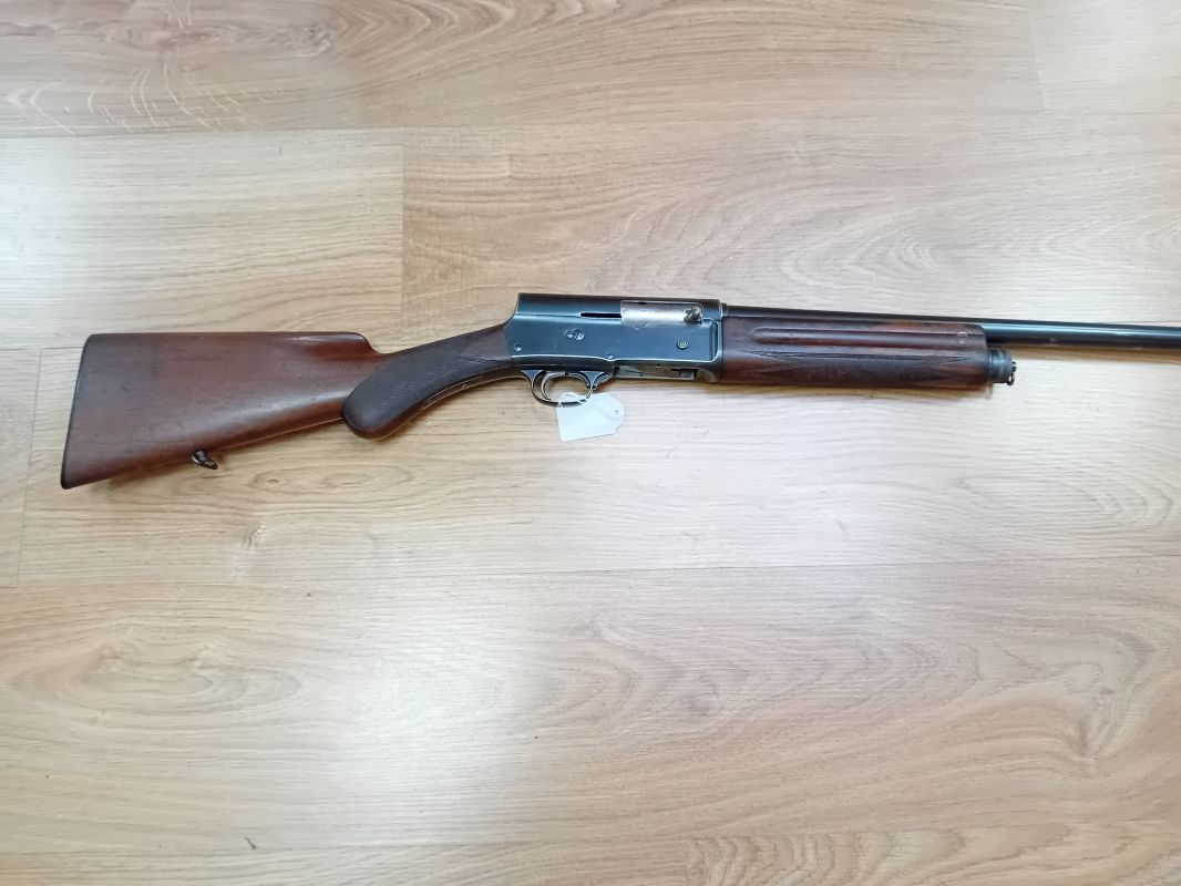 BROWNING A 5 CALIBRE 16/703