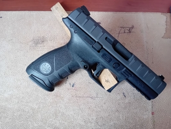 BERETTA APX CALIBRE 9X19