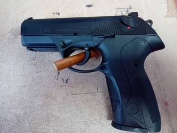 BERETTA PX4 STORM F 9 MM PARA 17 CPS