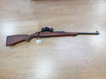 CZ 550 CALIBRE 7X64 AVEC POINT ROUGE TASCO + COLLIERS AMOVIBLES