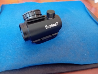 BUSHNELL TRS 25