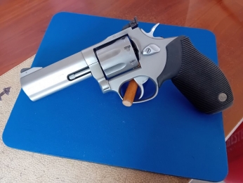 TAURUS MOD 627 TRACKER 357 MAGNUM